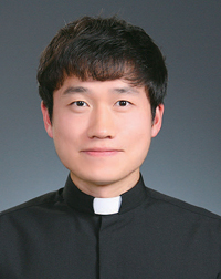 이용준요셉신부님.jpg