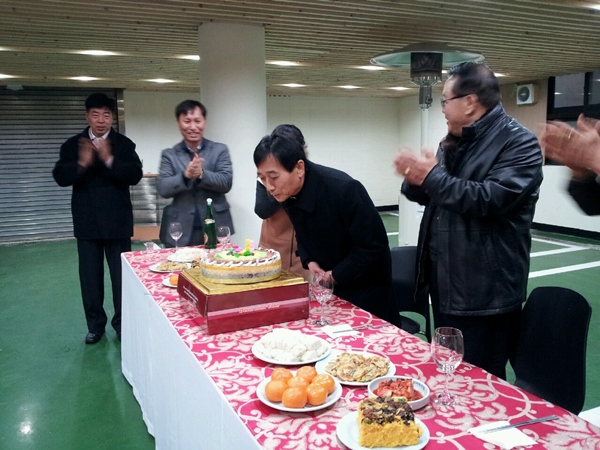 20121209_114336.jpg : 신부님 서품35주년...